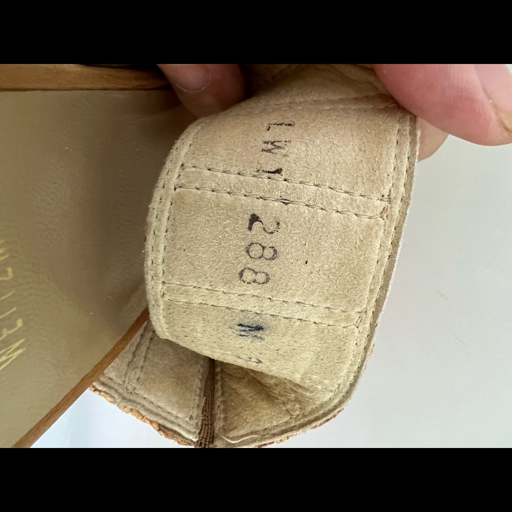 Stuart Weitzman Rattan Sandals - Picture 6 of 7